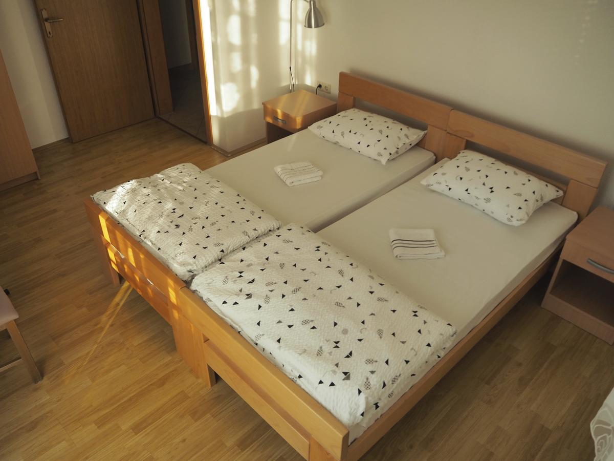 Apartment Ivan-Experience 3 Bedrooms Любушки Экстерьер фото