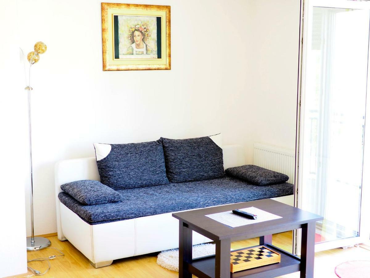 Apartment Ivan-Experience 3 Bedrooms Любушки Экстерьер фото